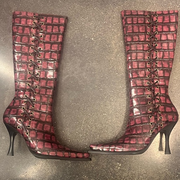 Jeffrey Campbell Purple Croc Lace-Up Knee Boots - Picture 7 of 8